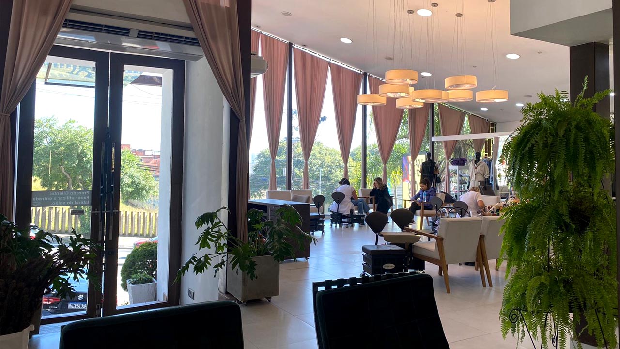 Contato de Salão de beleza e estética no Morumbi6